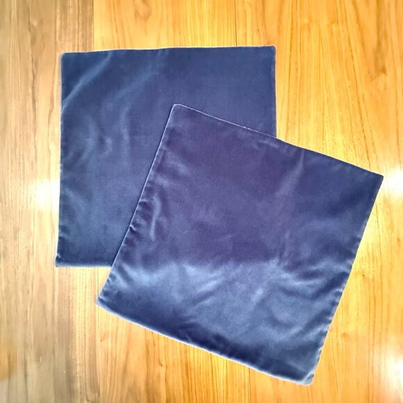 Pottery Barn Blue Velvet Pillow Cover Zip 18” Square Cotton Linen Solid NWOT - Picture 1 of 10